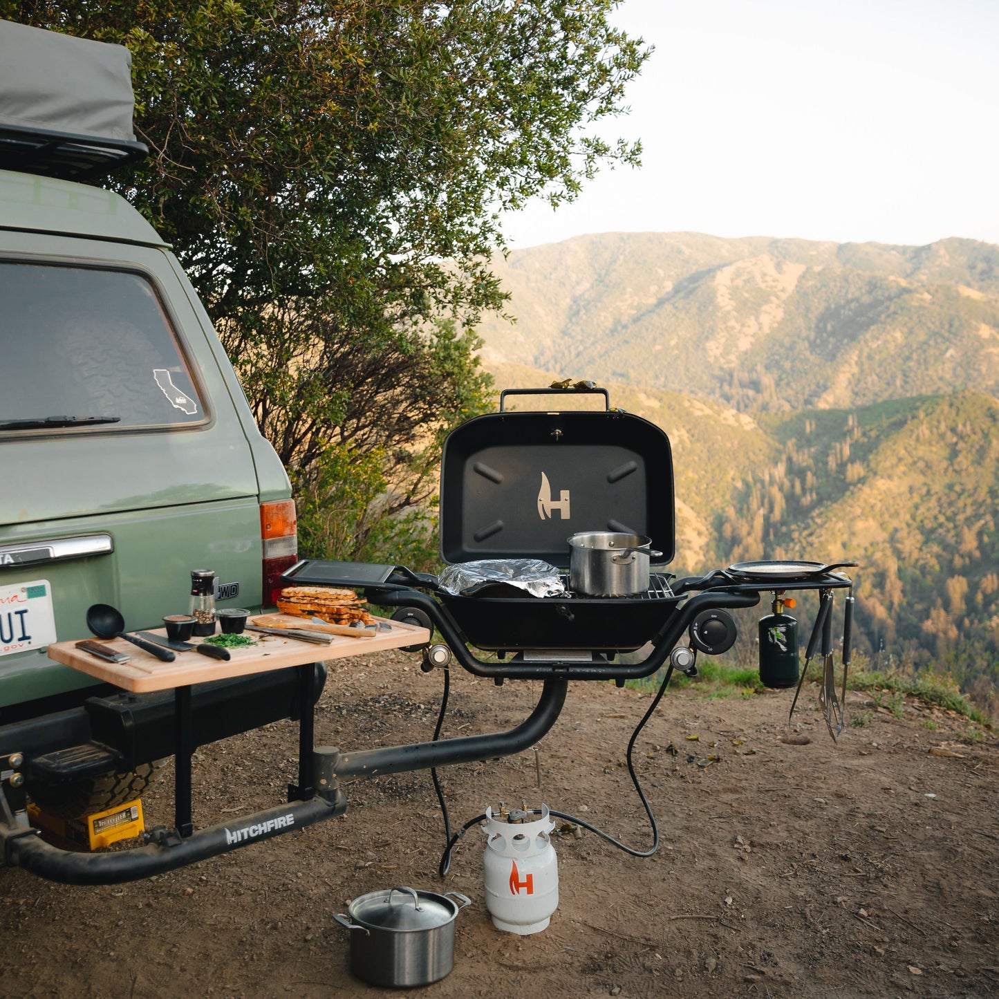 F-20 Hitch Mounted Propane Grill